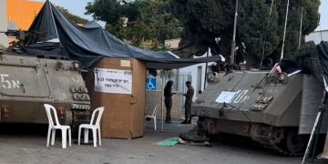 טנקים בגשר הזיו | צילום: דור זומר